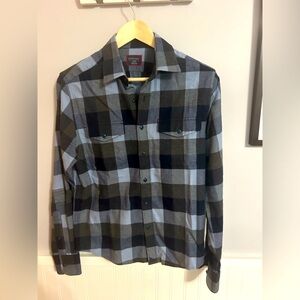 Untuckit - Casual Shirt
